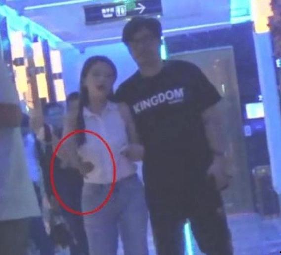 吃瓜少女致辞视频大全,盘点网络热门搞笑瞬间