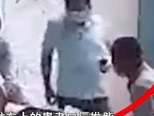 江苏南京吃瓜事件视频曝光,街头冲突引热议
